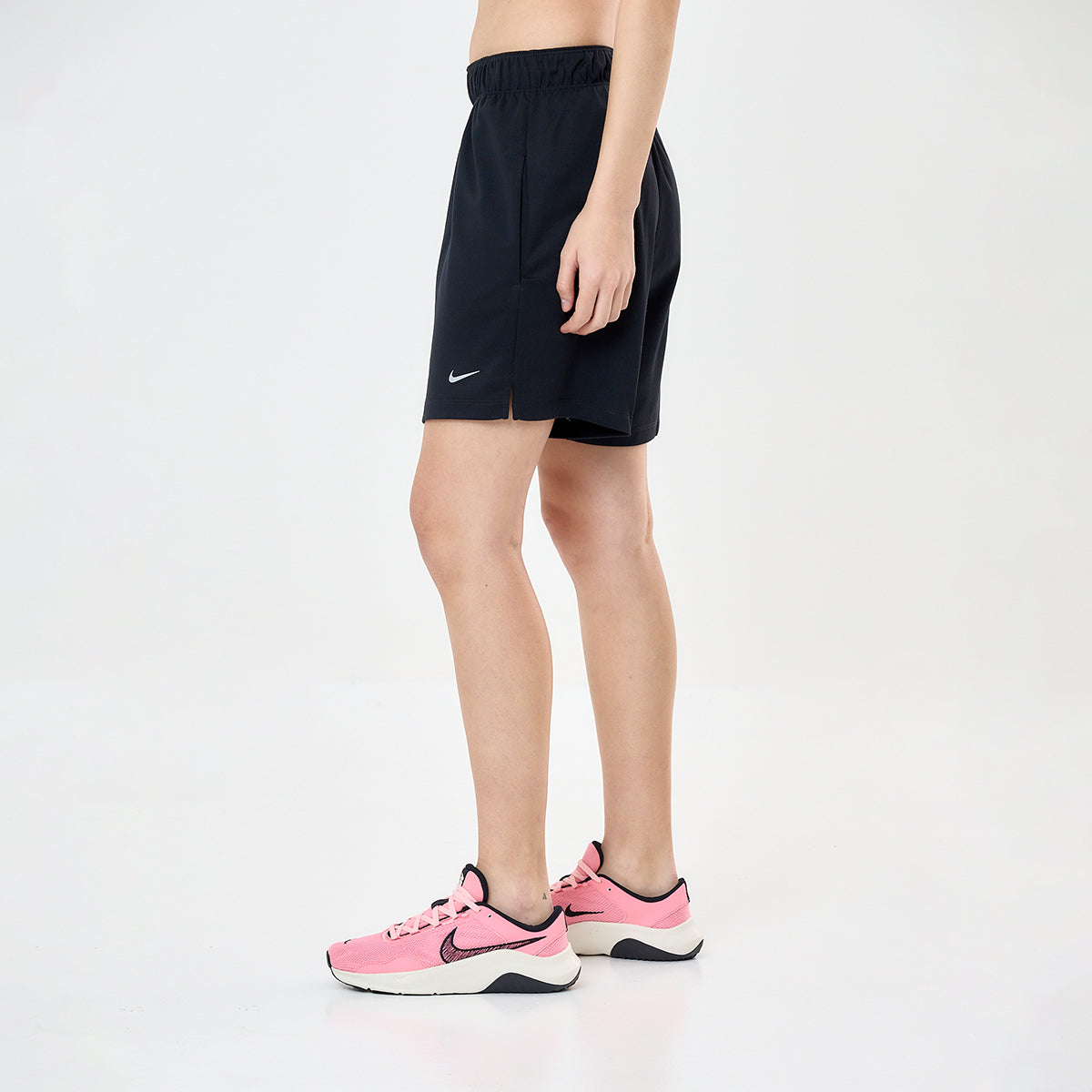 Short Entrenamiento Nike Attak Mid-rise 5 Mujer