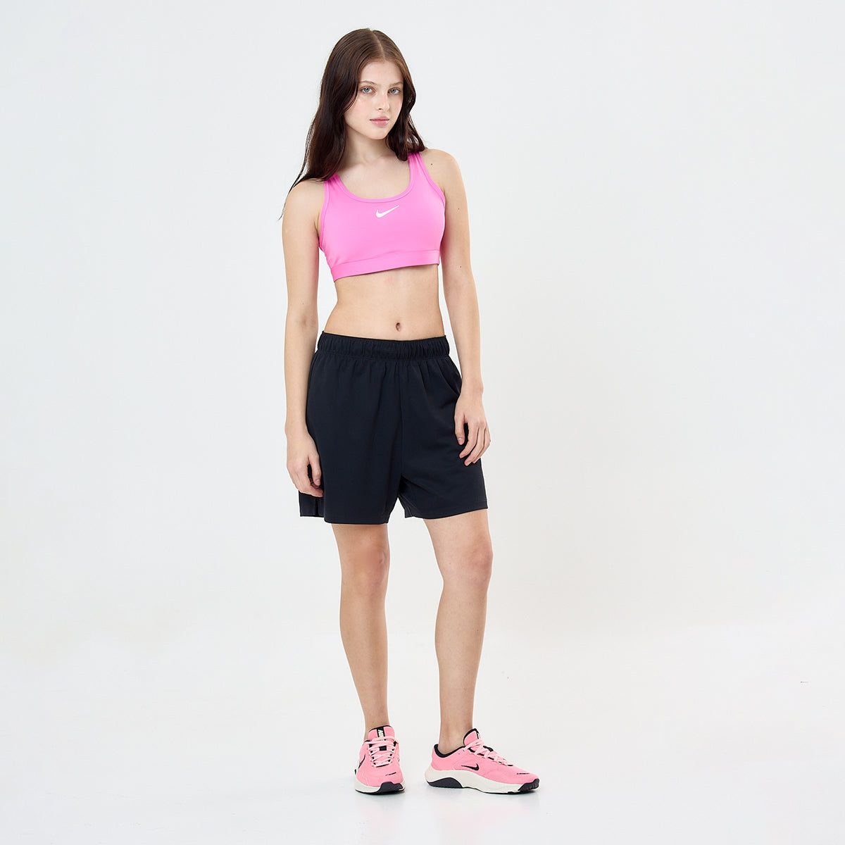Short Entrenamiento Nike Attak Mid-rise 5 Mujer