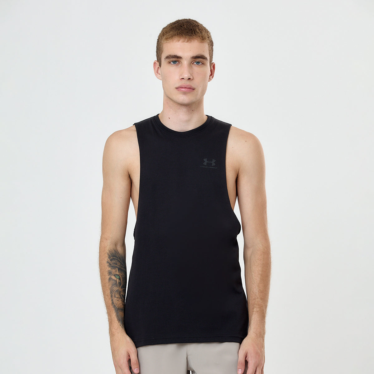 Musculosa Entrenamiento Under Armour Left Chest Cut Off Hombre